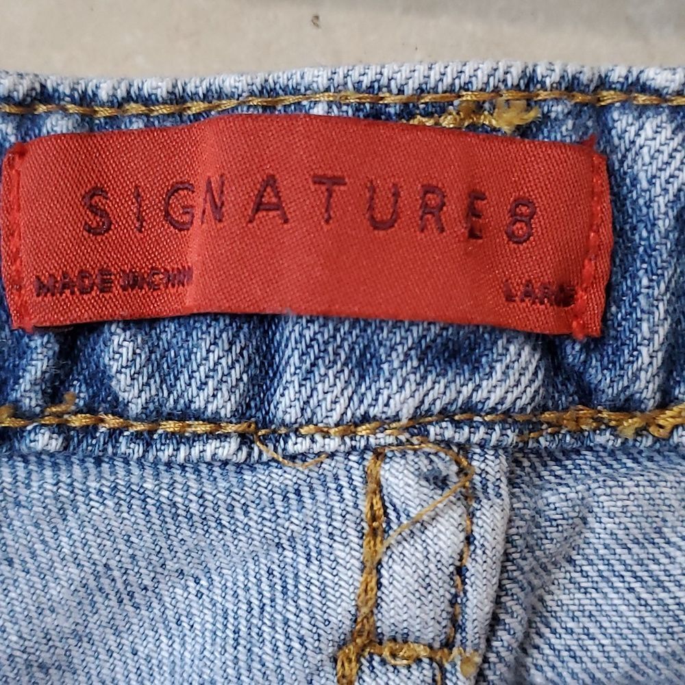 High-waisted denim jeans - Picture 6 of 7